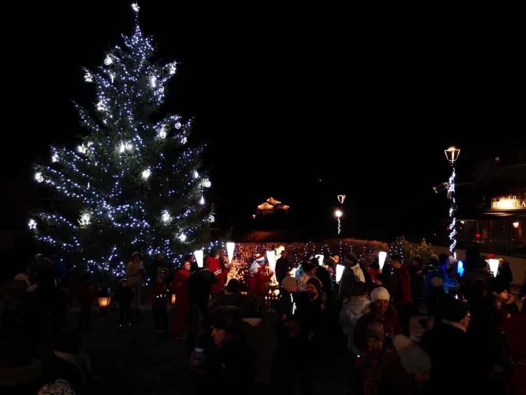 Soirée illumination du sapin de Cordon Cordon