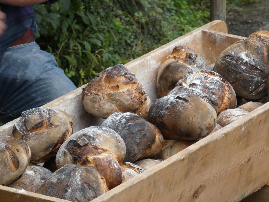 Secrets et découvertes du pain avant sa mise au four Cordon