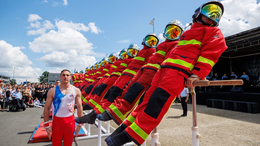 DEMONSTRATION DE L&rsquo;EQUIPE DE GYMNASTIQUE DE LA BRIGADE DES SAPEURS POMPIERS DE PARIS
