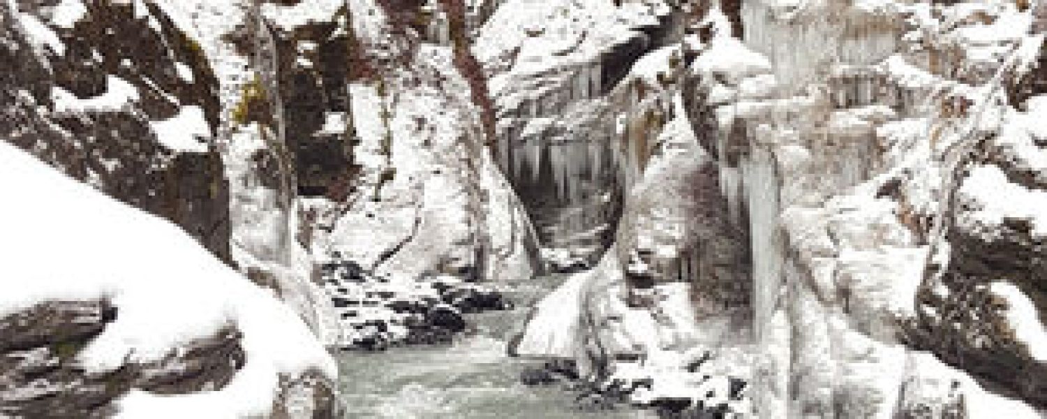 Un canyon complètement givré