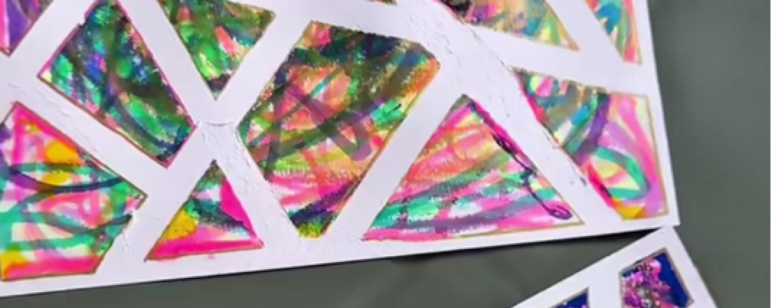 Les Petits Princes de l'Automne : L'Art et les Couleurs Primaires Megève