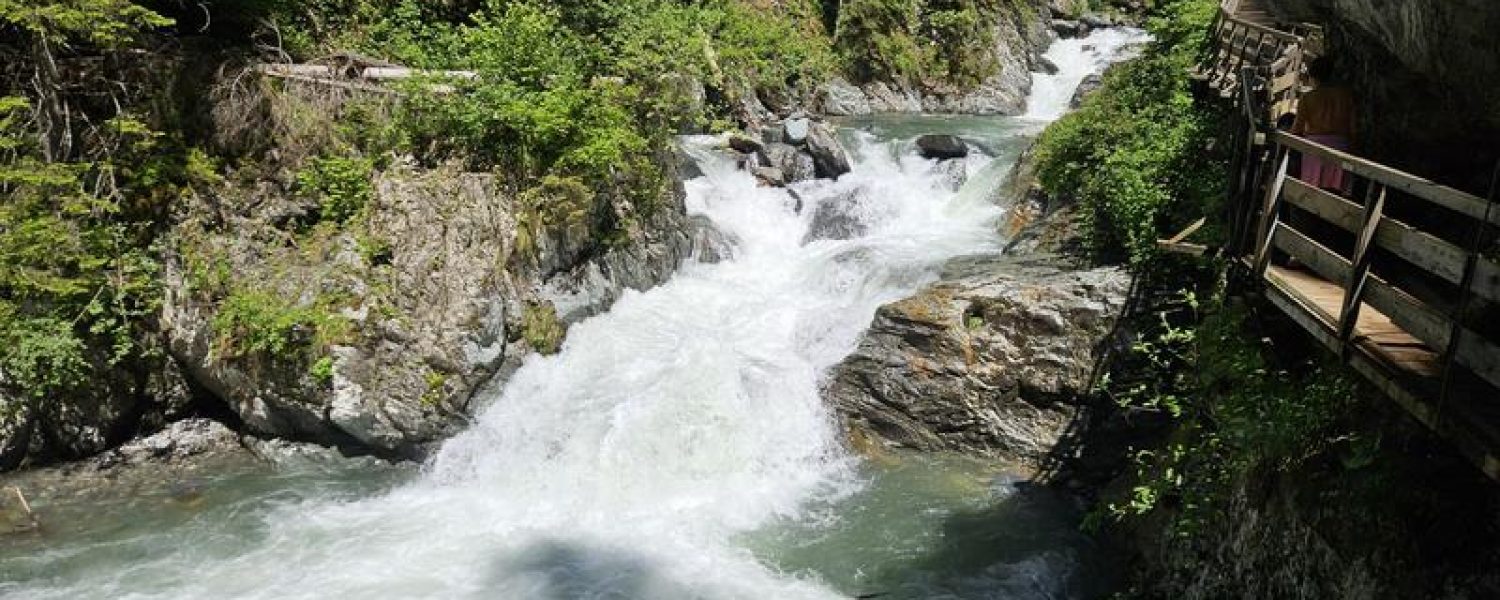 cascade de pierre rousse
