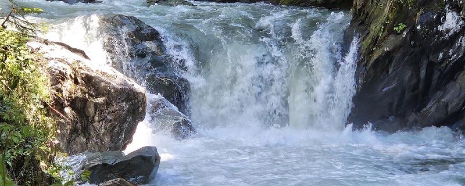cascade de la grotte